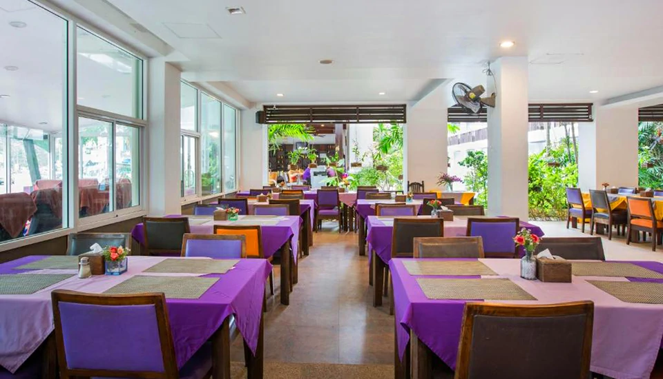 هتل آپاساری کرابی